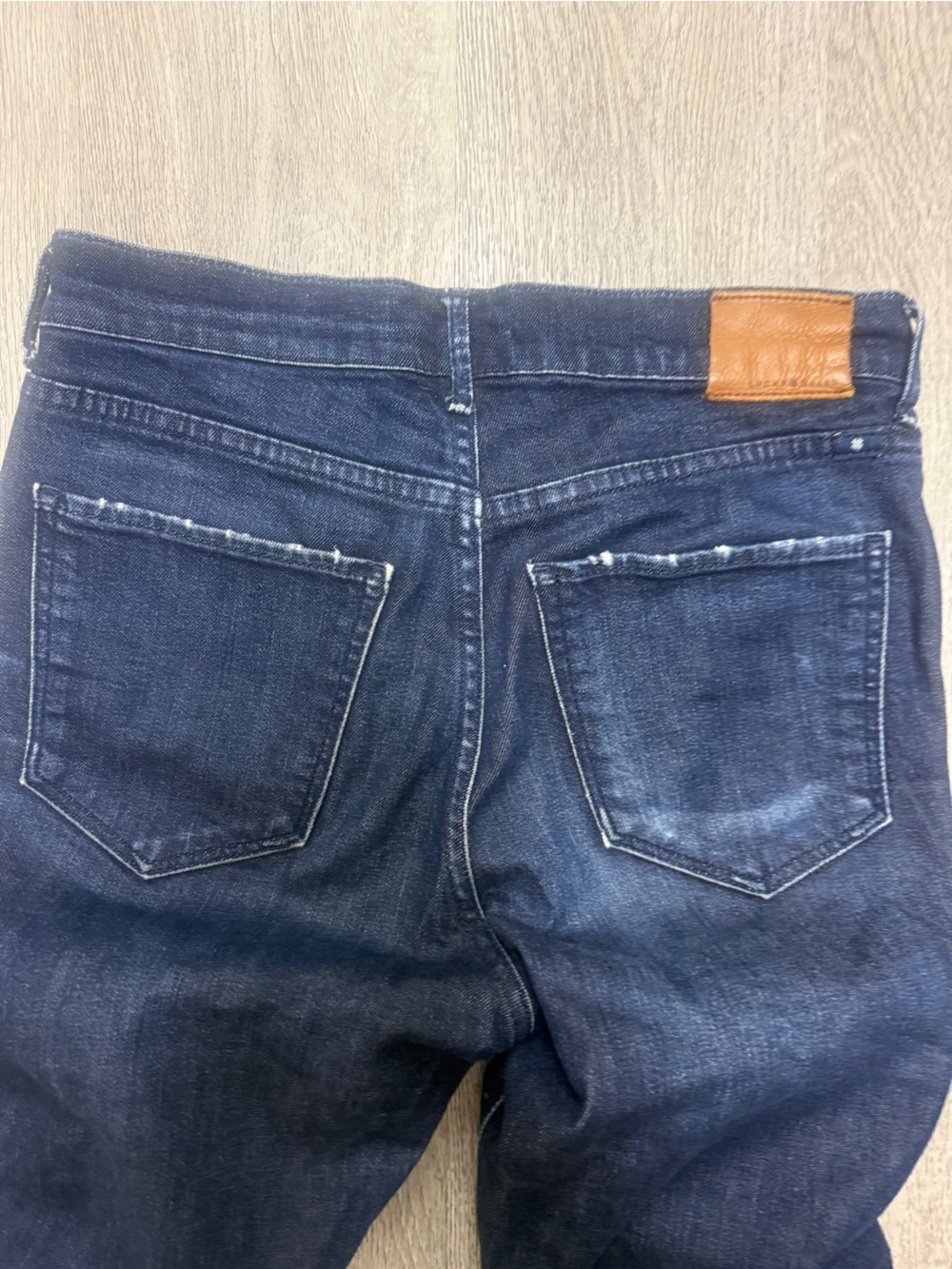 Lucky brand the bell flare Dark Blue Flared Women’s Jeans Sz 4/27 - Picture 6 of 7